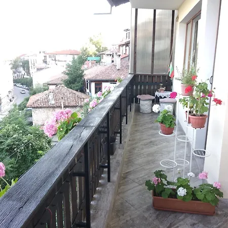 Stefi House Konukevi 3*